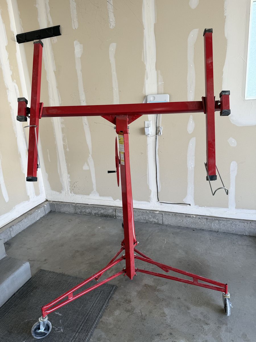 Red Heavy Duty Drywall Panel Hoist Lift with Rolling Casters
