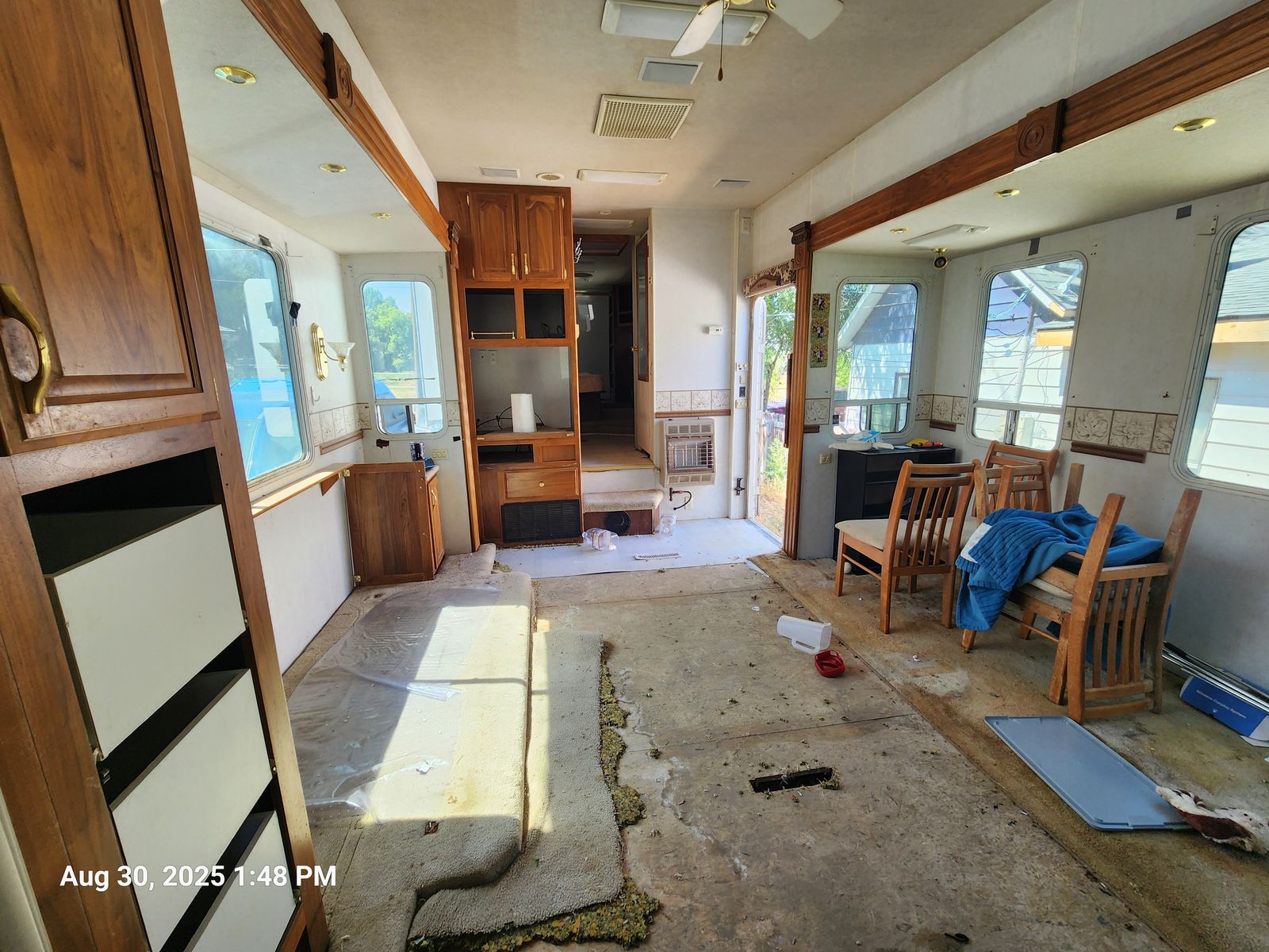 Main image 8