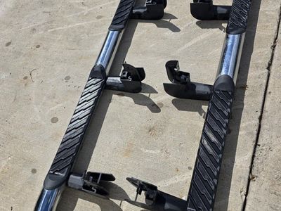 2024 chevrolet silverado 3500 hd crew cab Truck Running Boards Side Steps Nerf Bars Used