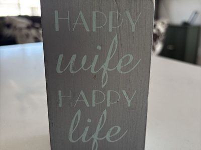 “Happy Wife Happy Life” decor