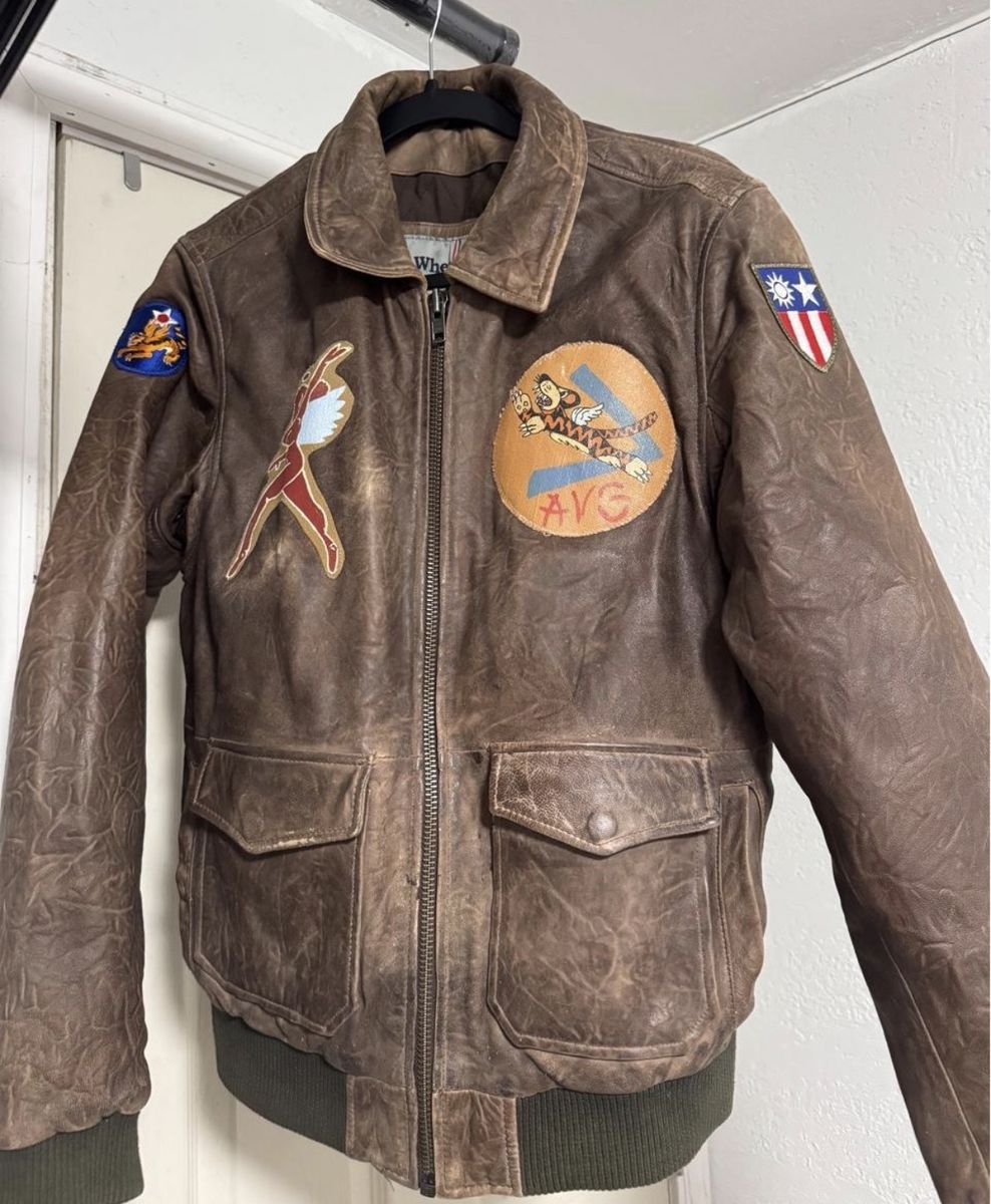 WW2 Vintage Flight Jacket Leather Bomber Jacket - Size Small Flying Tigers 