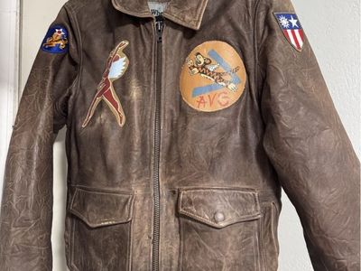 WW2 Vintage Flight Jacket Leather Bomber Jacket - Size Small Flying Tigers