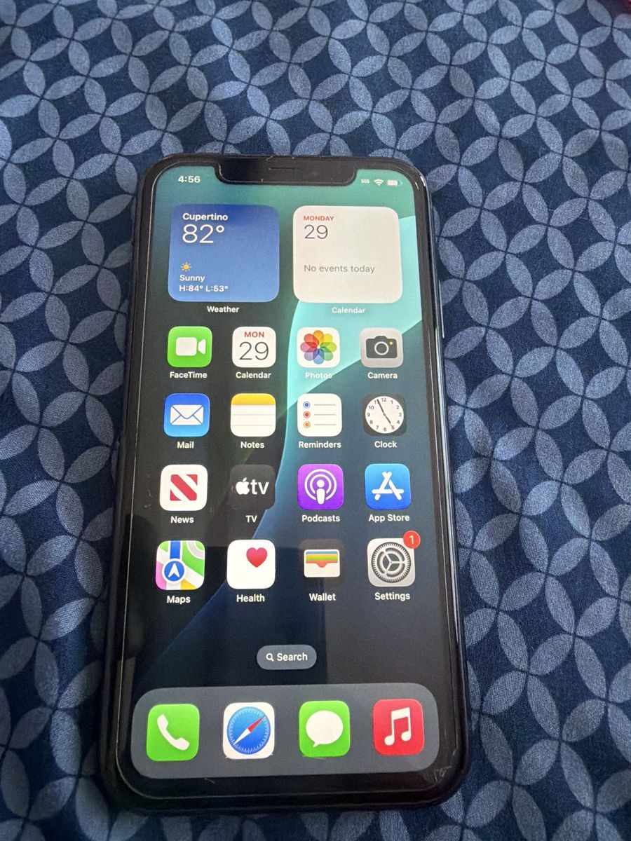 Apple iPhone XR