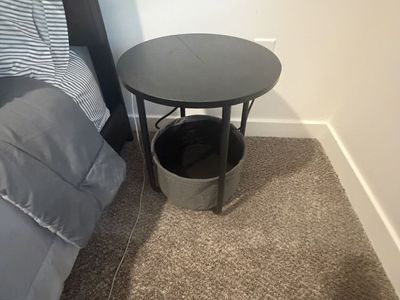 End table