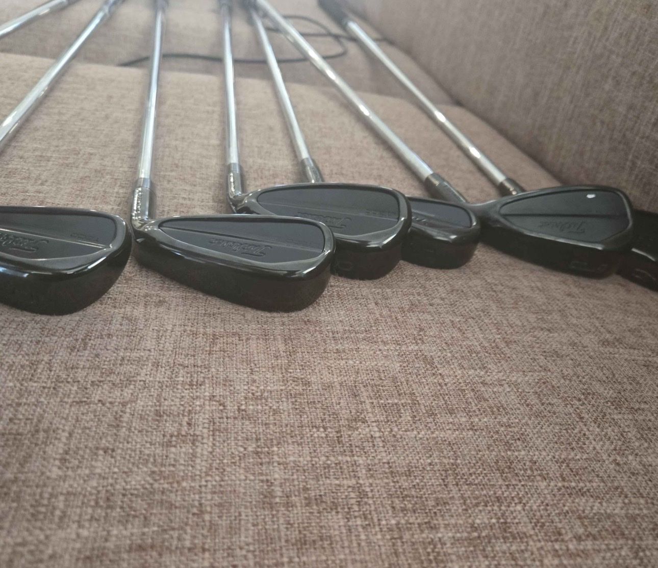 Titleist T200 Forged Irons Black Edition 2023