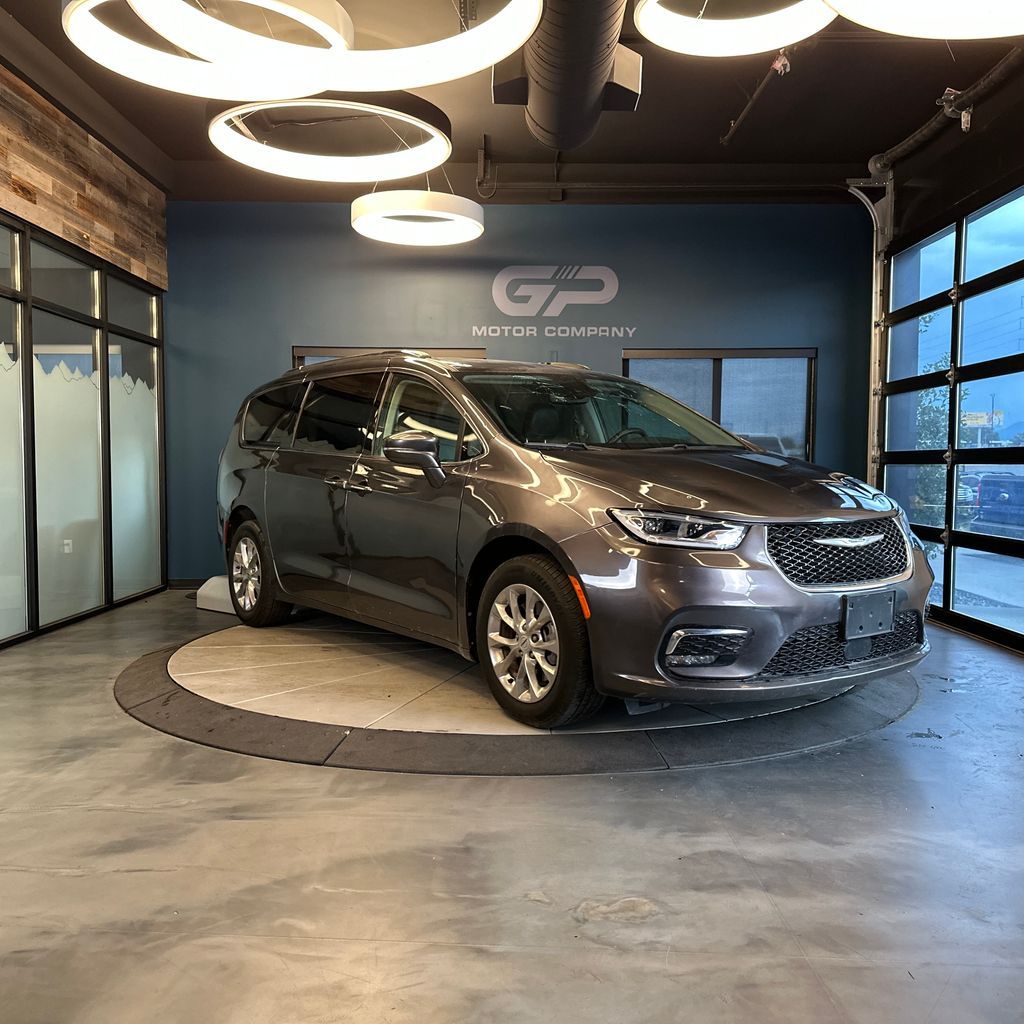 2021 Chrysler Pacifica Touring L