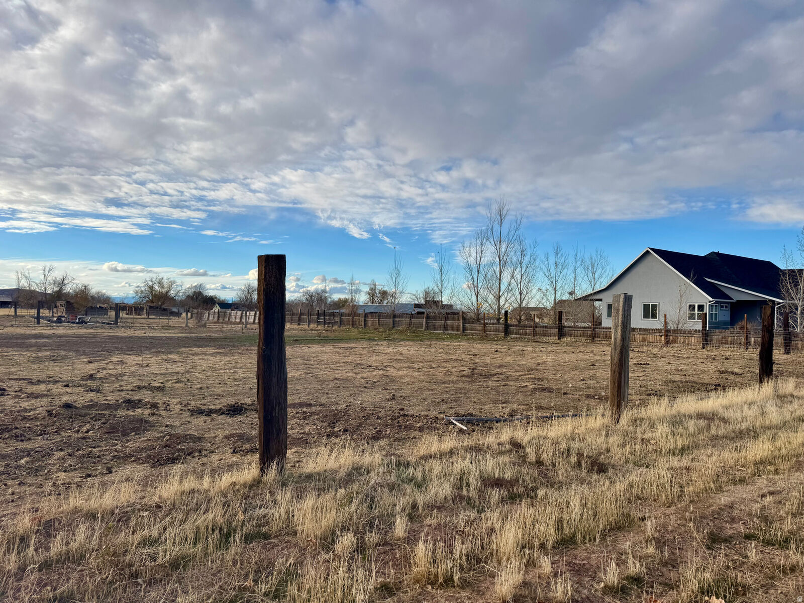 .83 acres 145 N 200 E Kanosh, UT 84637