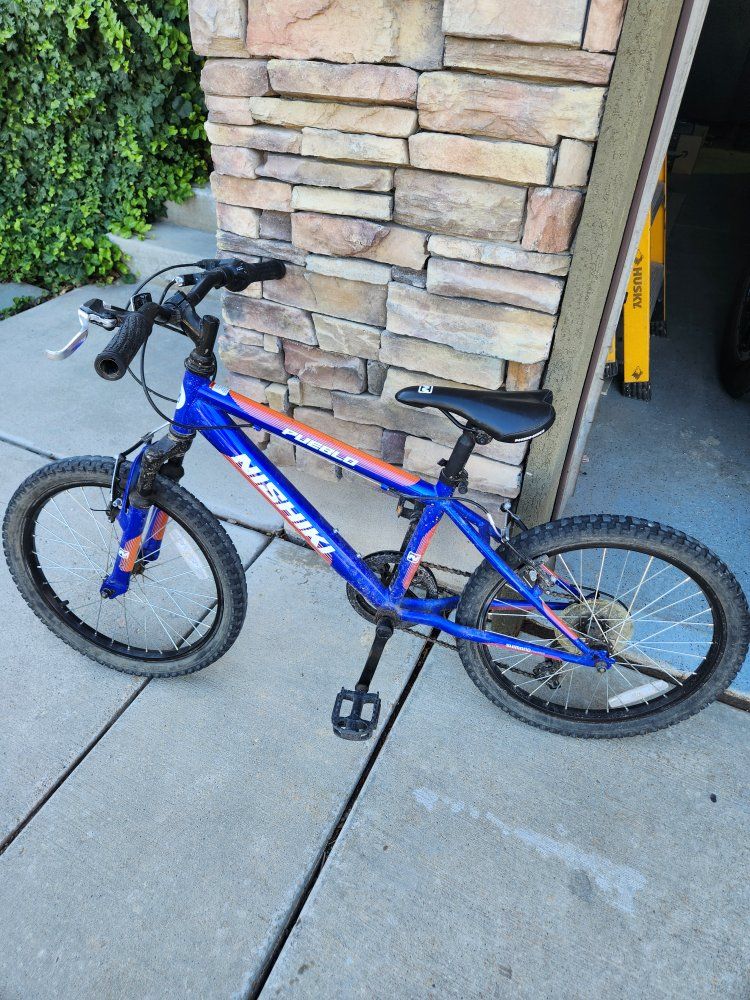 Nishiki Pueblo Kids 20" Mountain Bike Blue 7-Speed Shimano RevoShift