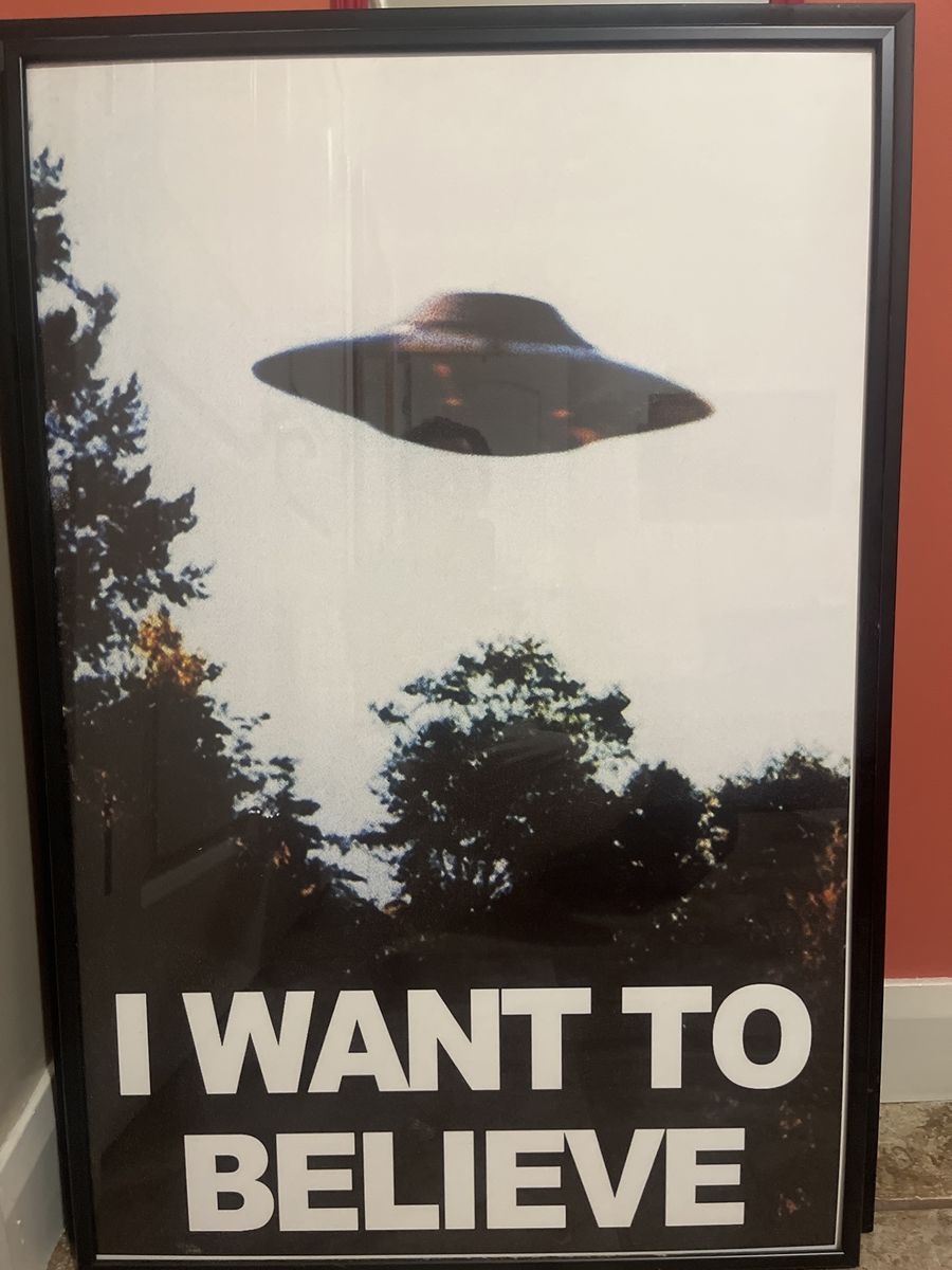 Professionally framed, I want to believe UFO poster