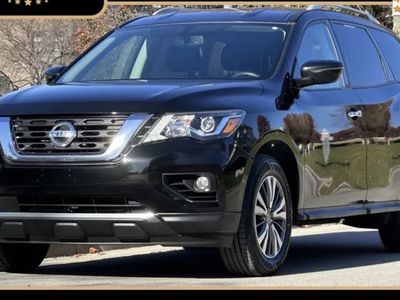2017 Nissan Pathfinder SL