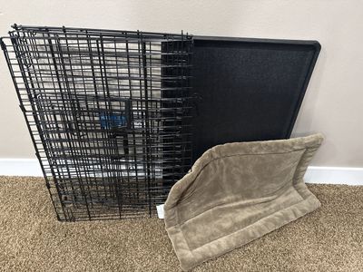 Midwest Homes Medium Dog Crate With Pad