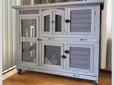 RABBIT HUTCH NEW IN BOX