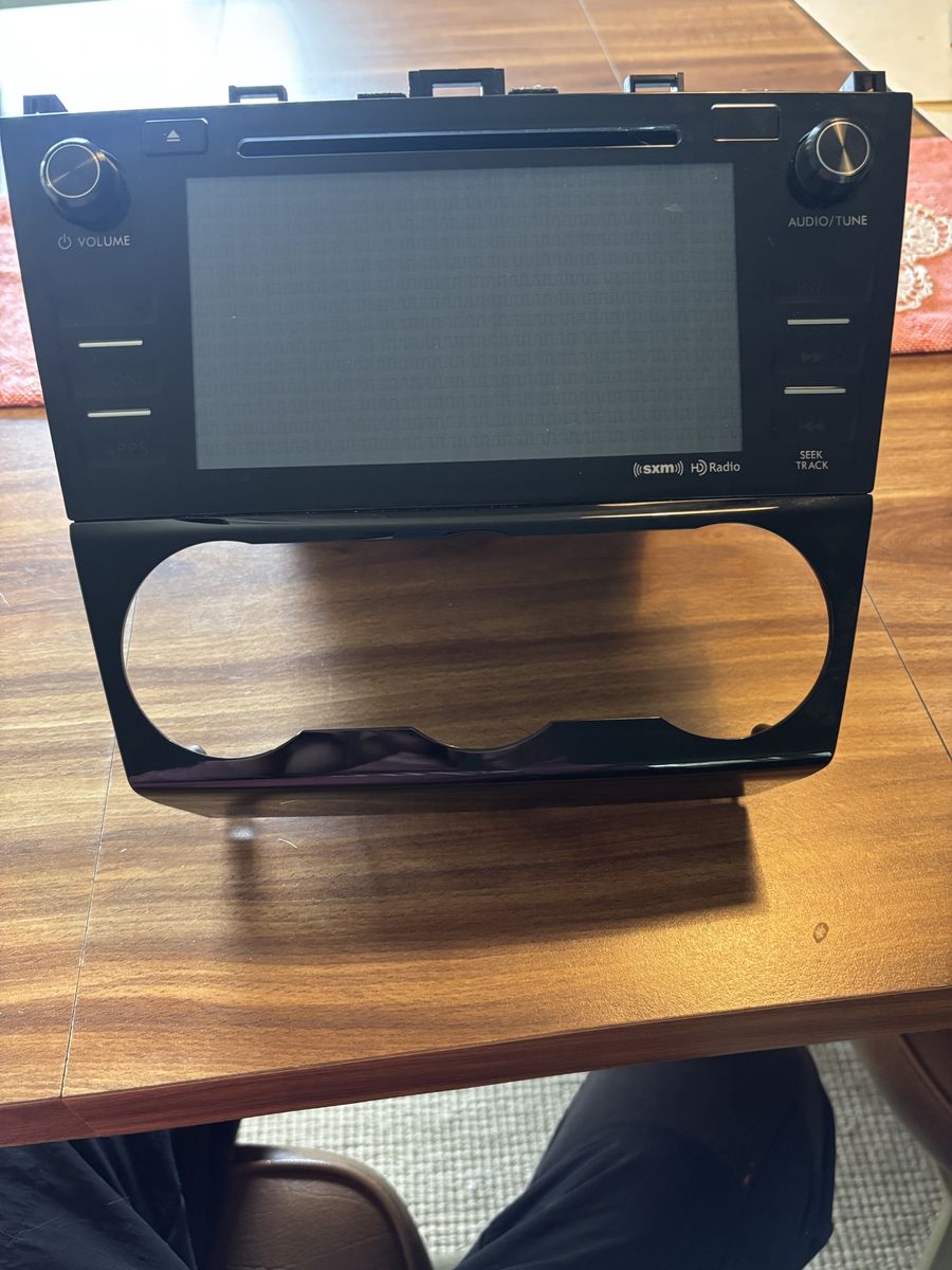 Subaru Forester CD Player Radio Receiver, Display