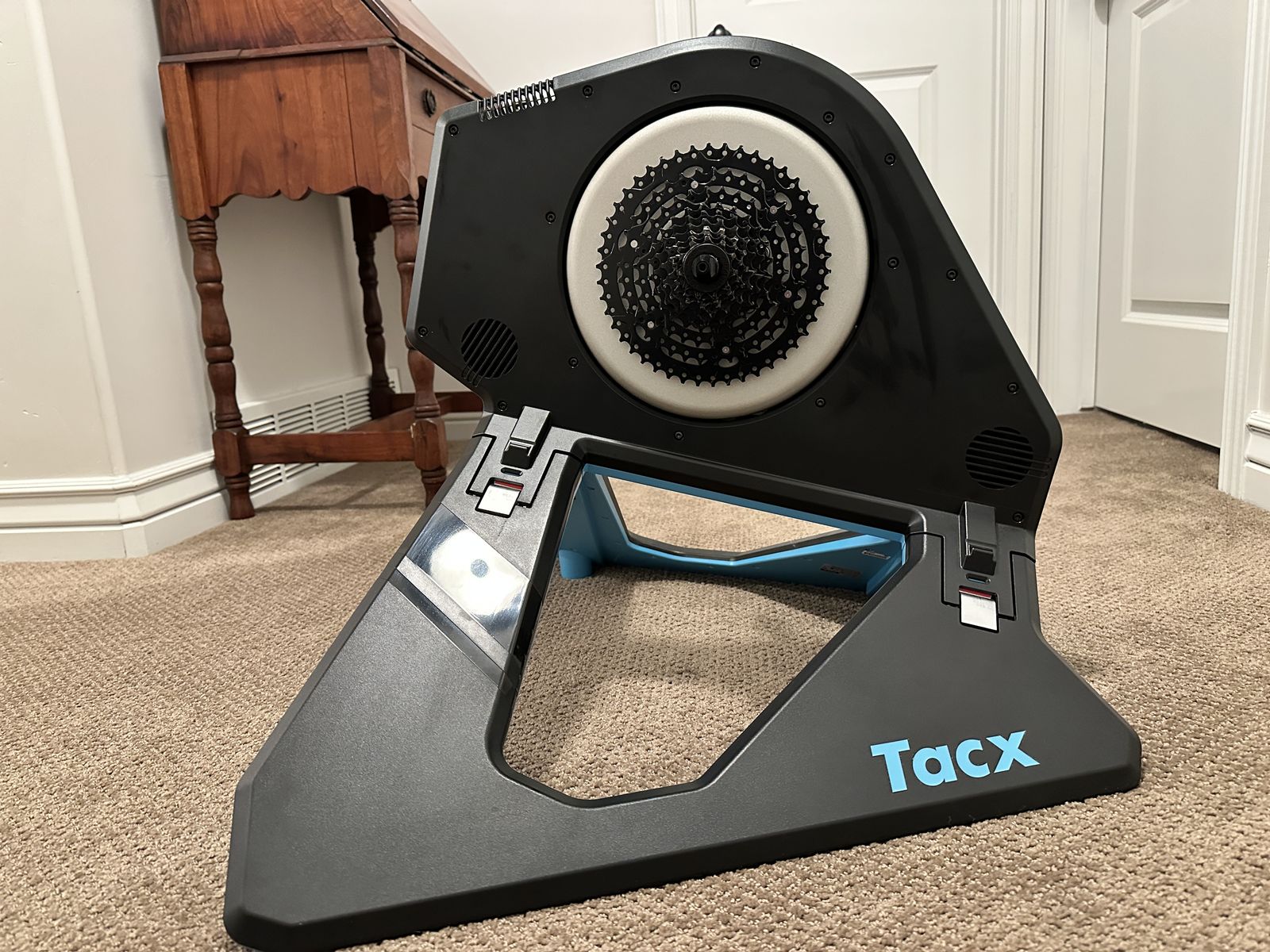 Tacx NEO 2T Smart Bike Trainer
