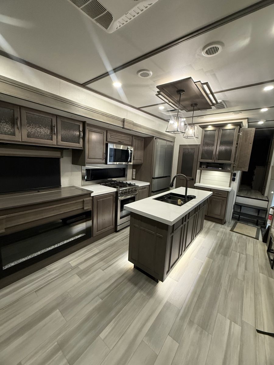 Grand Design Solitude 310GK 5th Wheel Travel Trailer