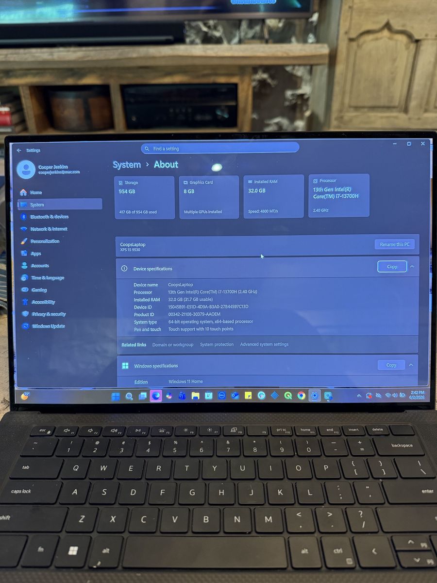 Dell XPS 15 9530 | i7-13700H | RTX 4060 | 32GB RAM | 1TB SSD | Touchscreen with Charger