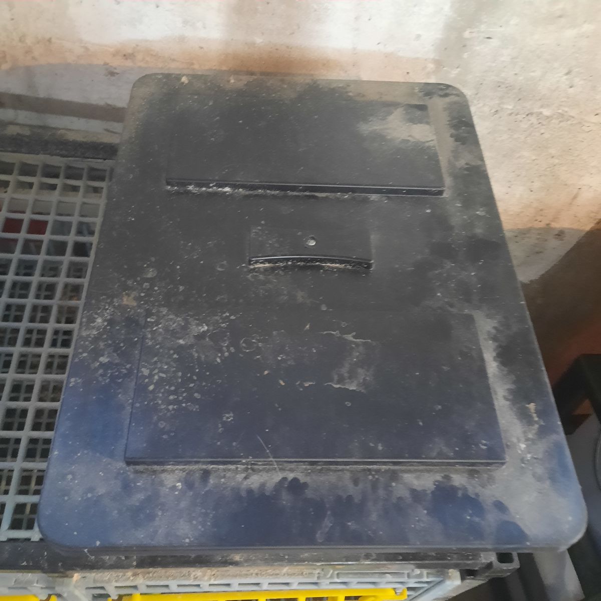 Main image 2