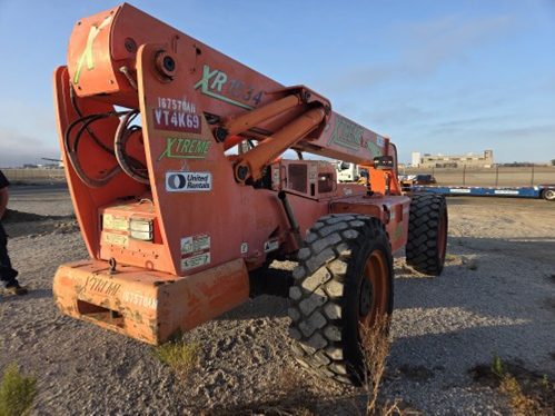 2016 Xtreme XR1534 Telehandler - 15K Lift / 34' Reach