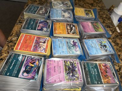 100 Pokemon Cards!
