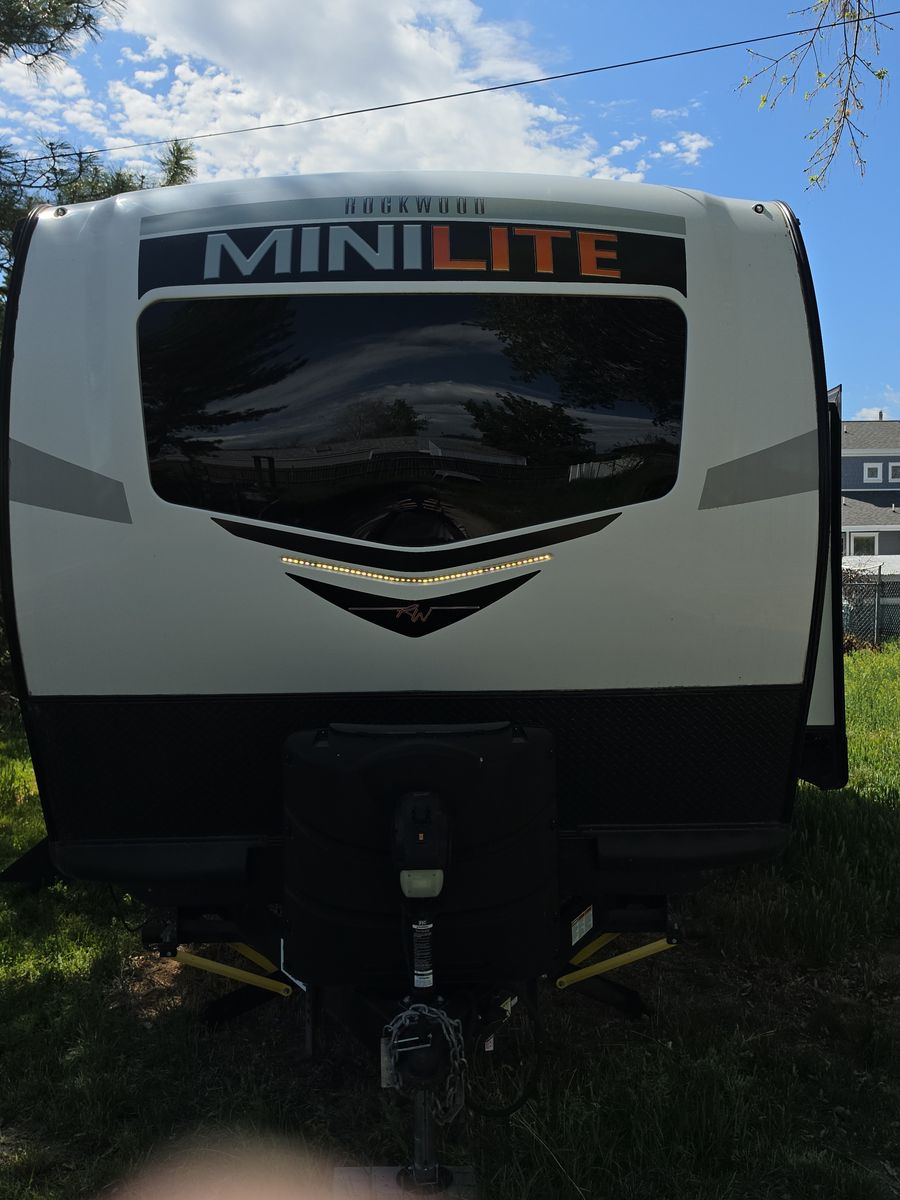 ROCKWOOD MINI LITE 2204S