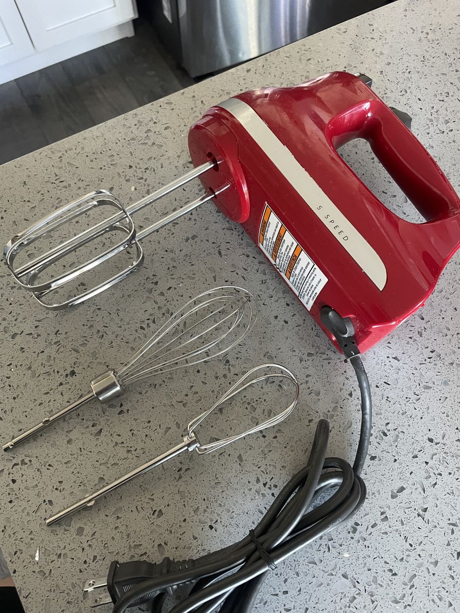 KitchenAid 5 Speed Hand Mixer With Attachment