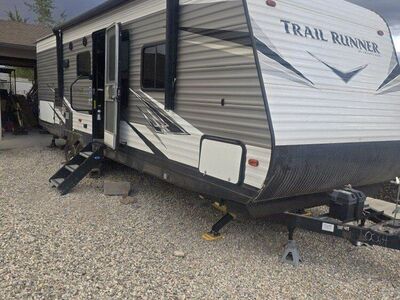 2020 Trail Runner 28re travel trailer