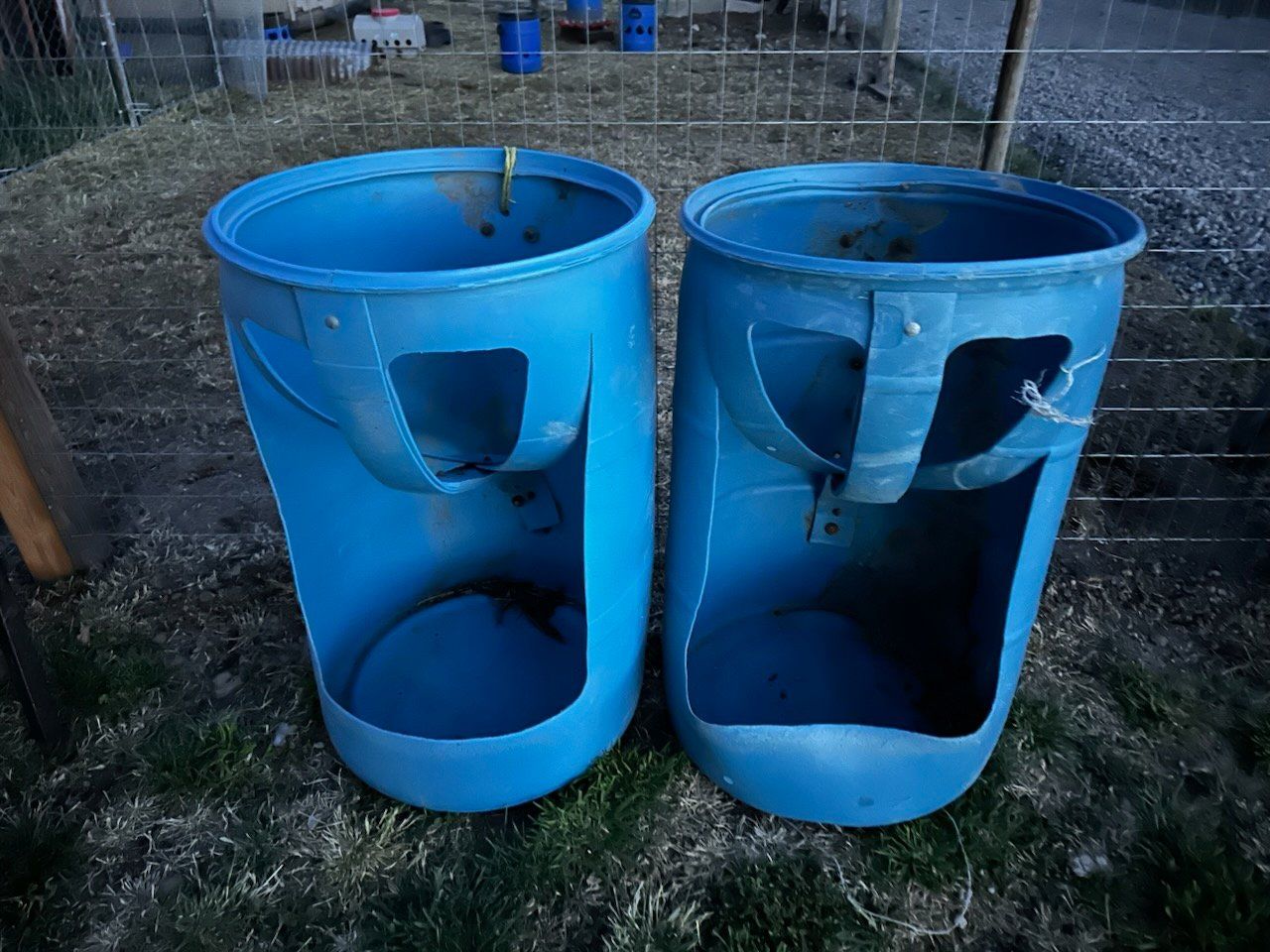 horse feeders