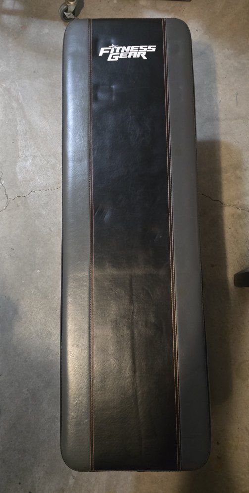 Fitness Gear Flat Weight Bench Black and Grey Gym Equipment