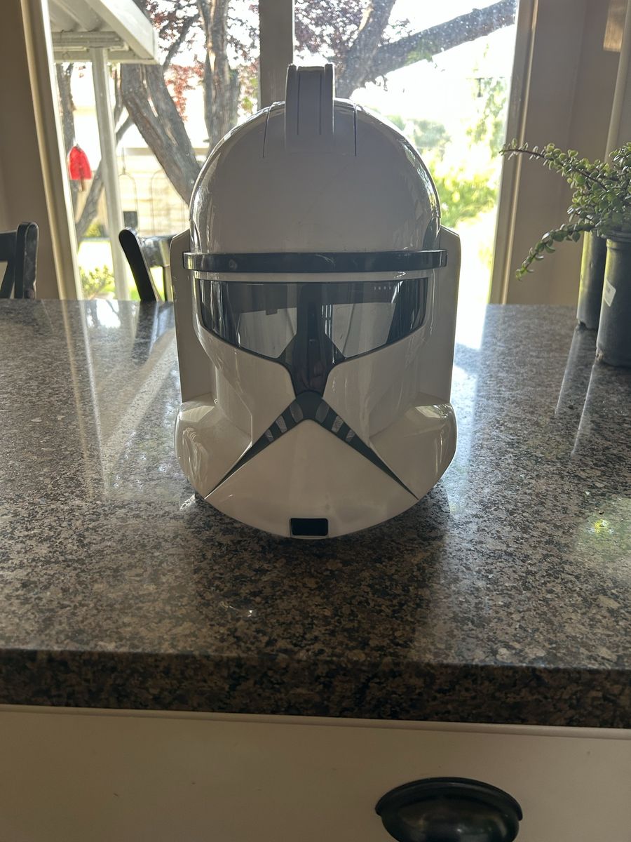 Star Wars Clone Trooper Phase 2 Helmet Black Series Hasbro - Full Size Prop Replica
