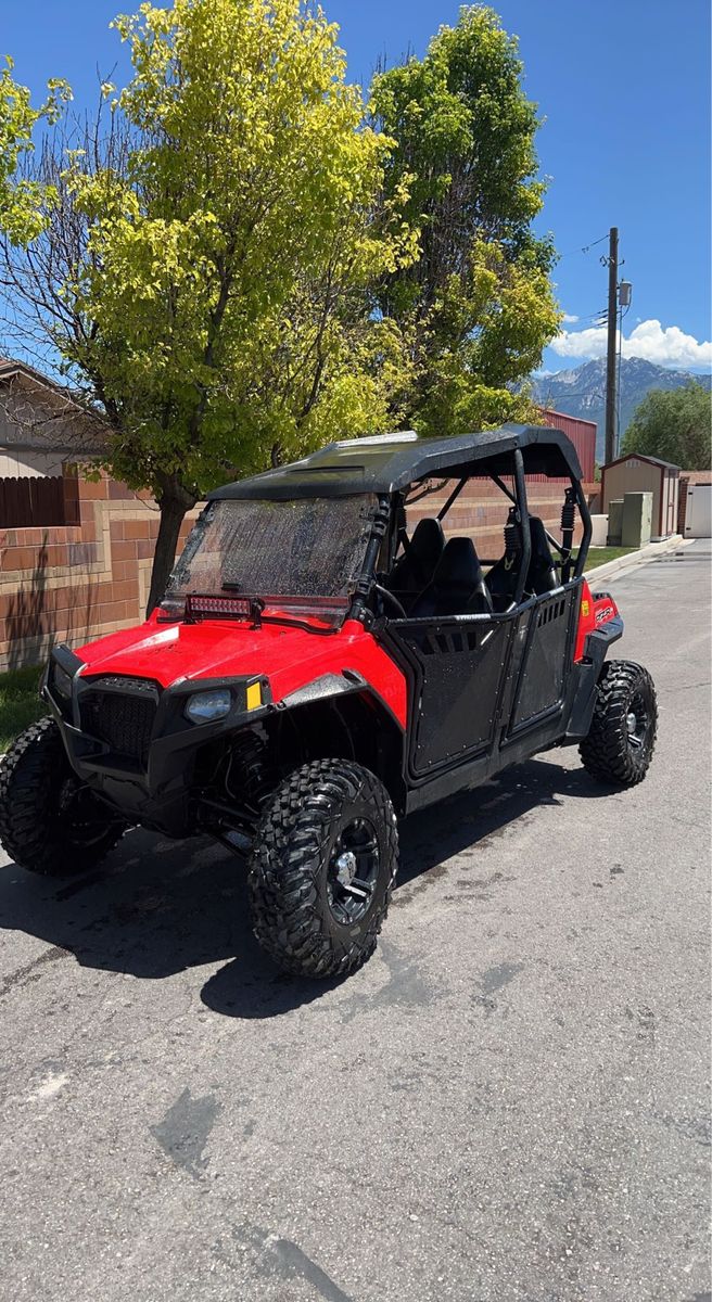 2012 Razor 800