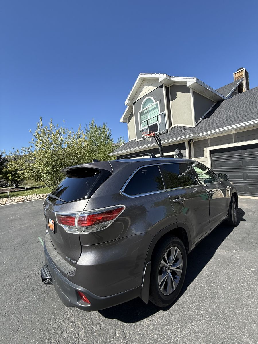 2015 TOYOTA HIGHLANDER XLE