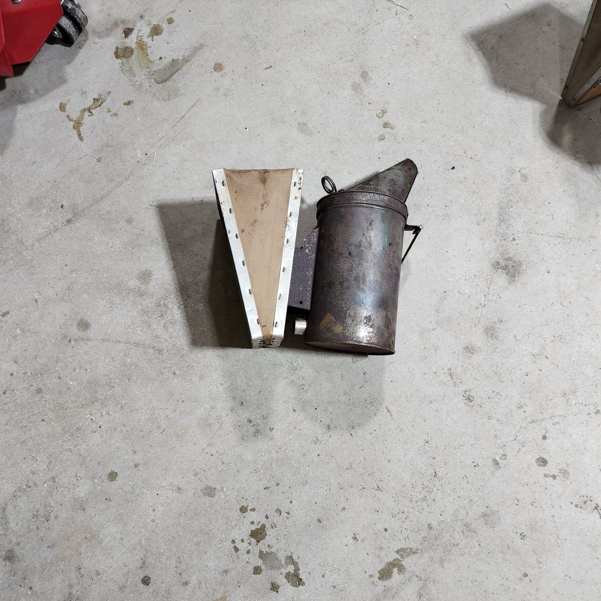 Vintage Metal Bee Smoker - Beekeeping Equipment, Rustic Farm Tool