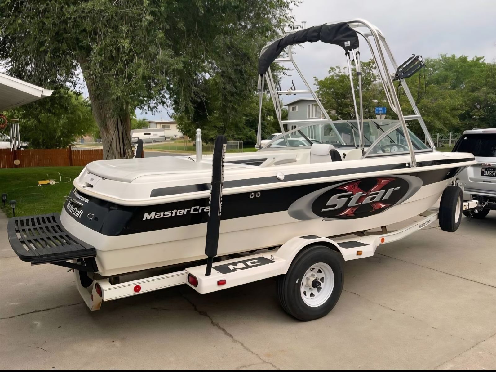1999 Mastercraft X-Star (V-Drive Wake/Surf Boat)