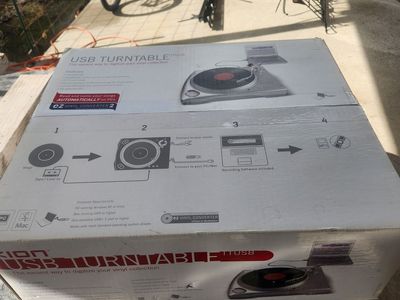 ION USB Turntable TTUSB New in Box $35