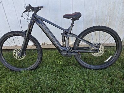 Trek Rail 7
size Large