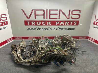 Used Peterbilt 379 Cab/Electronic Engine Harness with Fuse Box