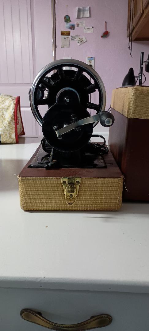 Main image 7