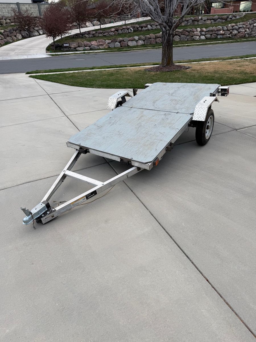 4' x 8' Aluminum Utility Trailer