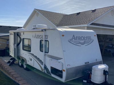 RV Trailer - 24RBSL Dutchmen Aerolite