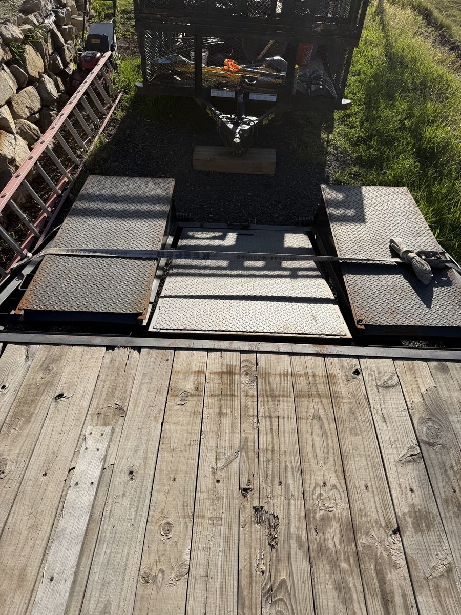 Main image 11