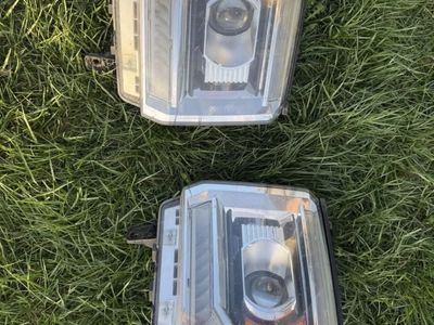GMC Sierra HD 15-19 Headlights