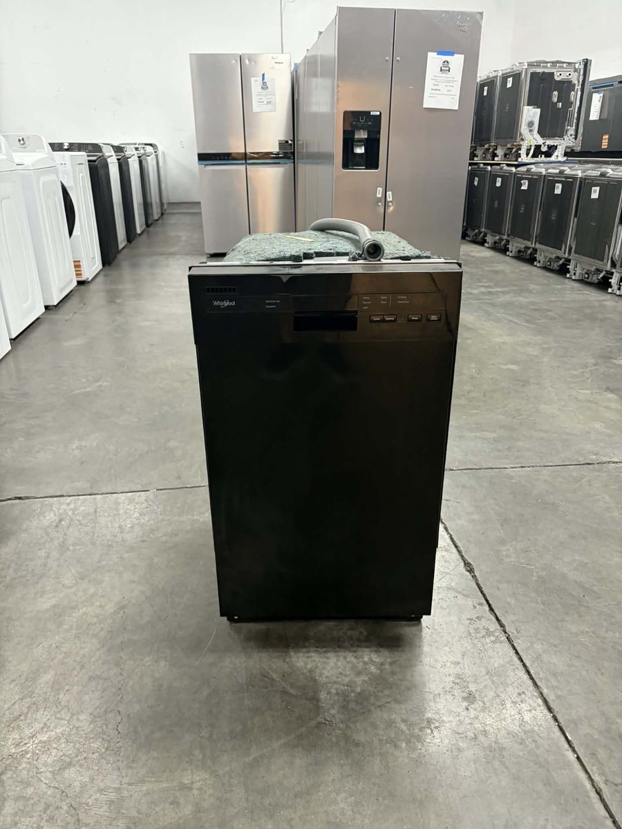 NEW WHIRLPOOL 18 INCH BLACK BUILT IN DISHWASHER