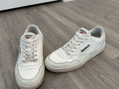 Reebok - Like New, Mens Size 9