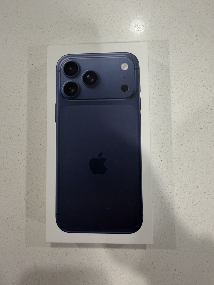 *OBO Apple iPhone 17 Pro Max, Fully Unlocked | 256 GB | 6.9inch | Deep Blue | A Grade | A3257