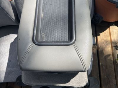 CHEVROLET SILVERADO OR GMC SIERRA JUMP SEAT 1999-2007