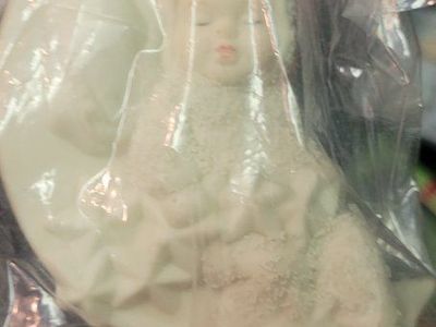 Vintage Style Snow Baby Figurines - Crescent Moon & Love Letter Bearer Lot of 2