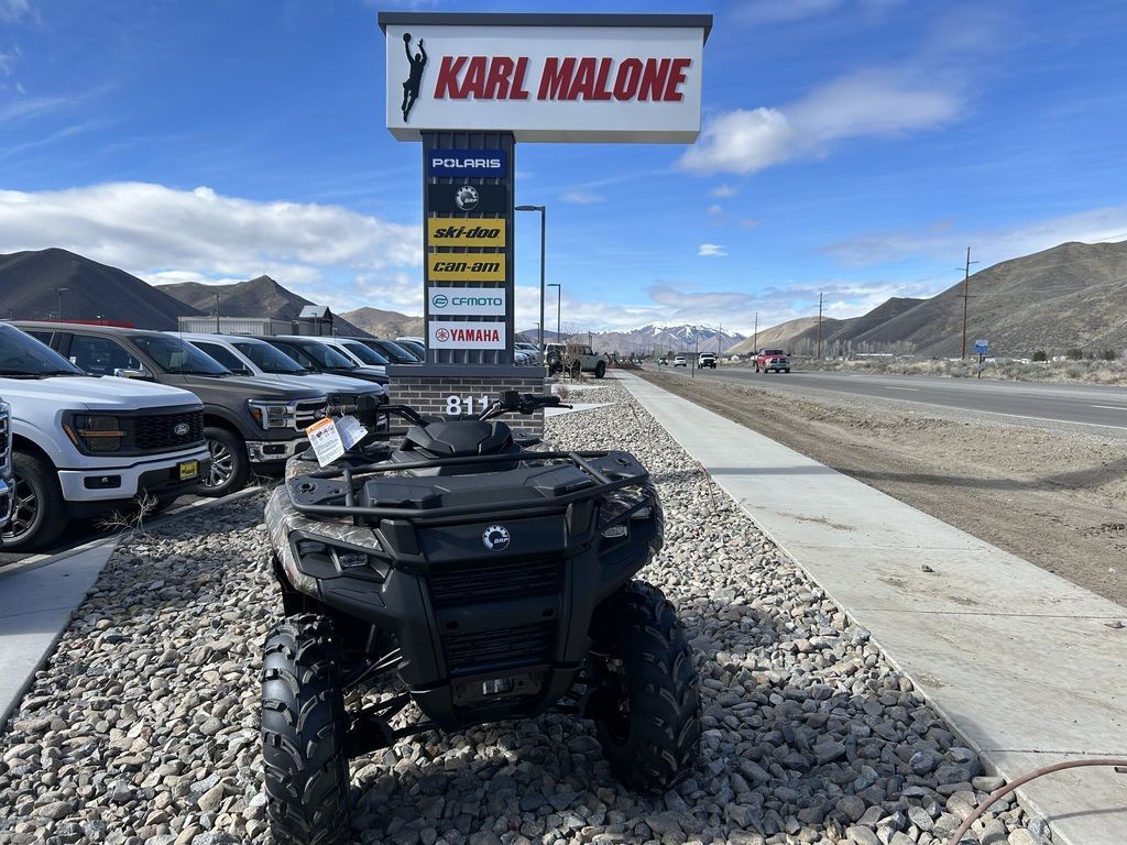 2026 Can-Am Outlander DPS 700 Dark Wildland Camo -
