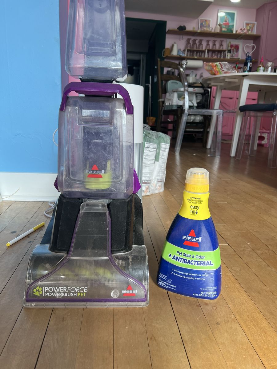 PowerForce PowerBrush UPRIGHT CARPET CLEANER