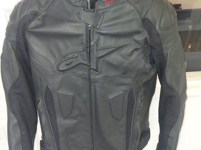 Leather Alpine Star armored motorcycle jacket