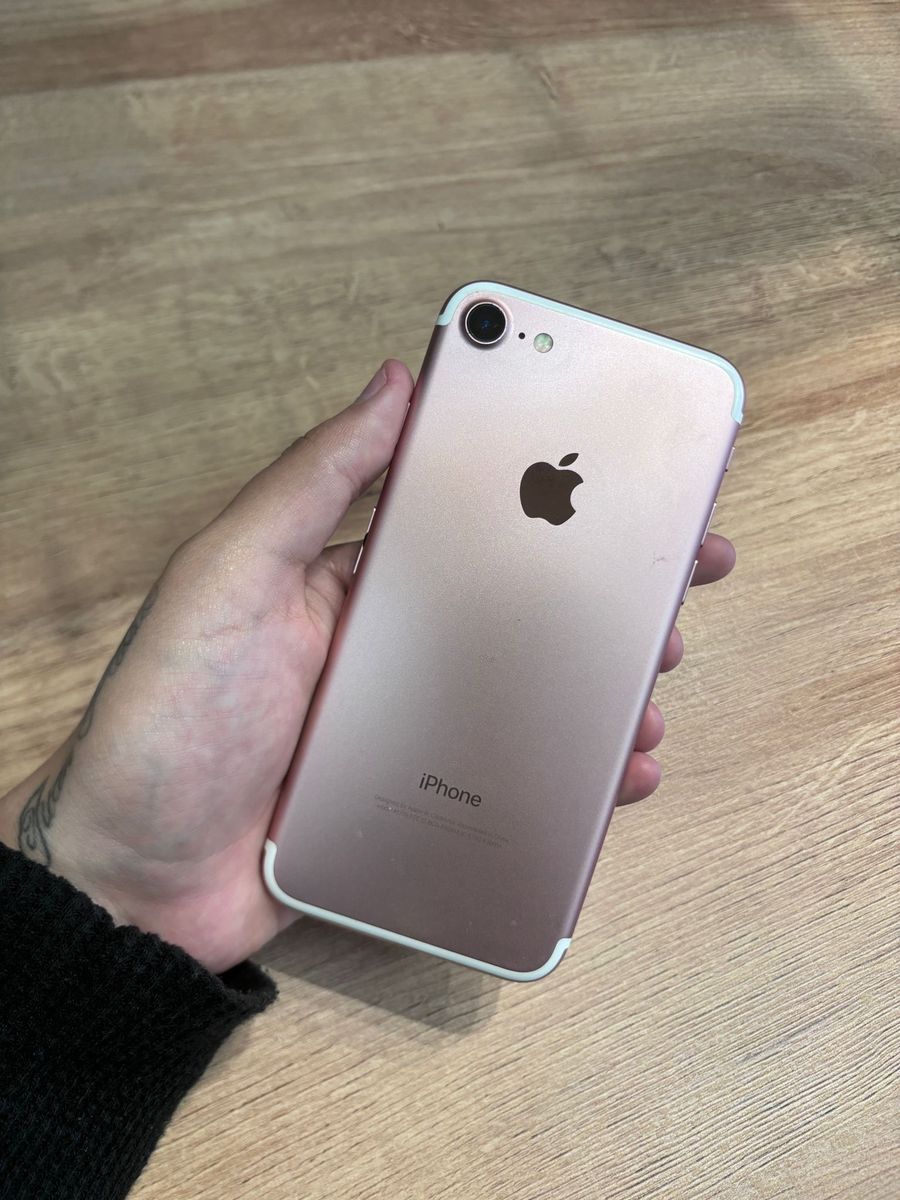 IPHONE 7 128GB - Unlocked